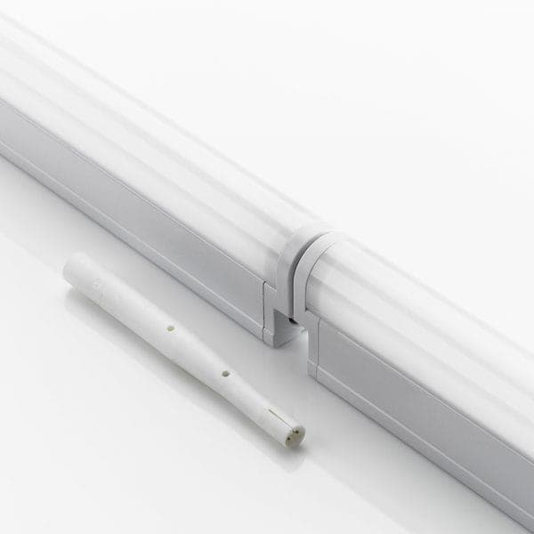 LED-Leuchte Lichtbandmontage mit Direktverbinder