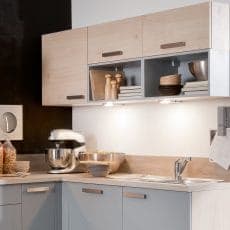 LED-Leuchte LD8042 angebaut unter Küchenoberschrank erleuchtet Arbeitsfläche