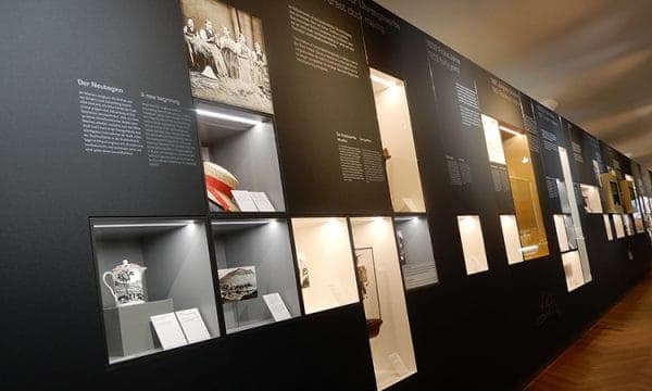 LED-Leuchten LD8003K und KF in Vitrinen